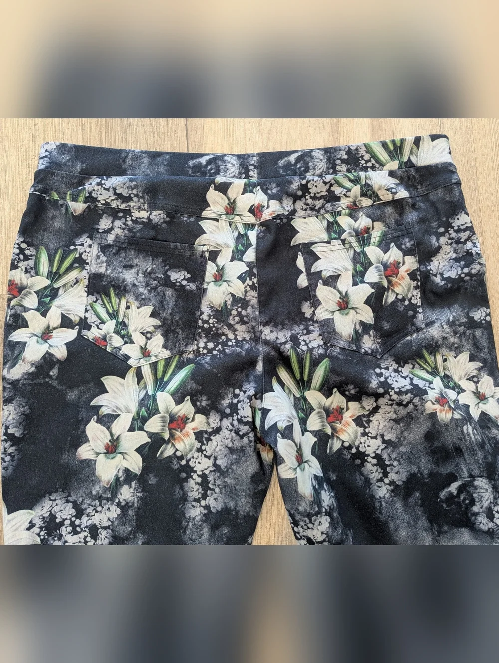 Joseph Ribkoff Black Floral Slim Ankle Pants with Green Accents - Picture 5 of 7
